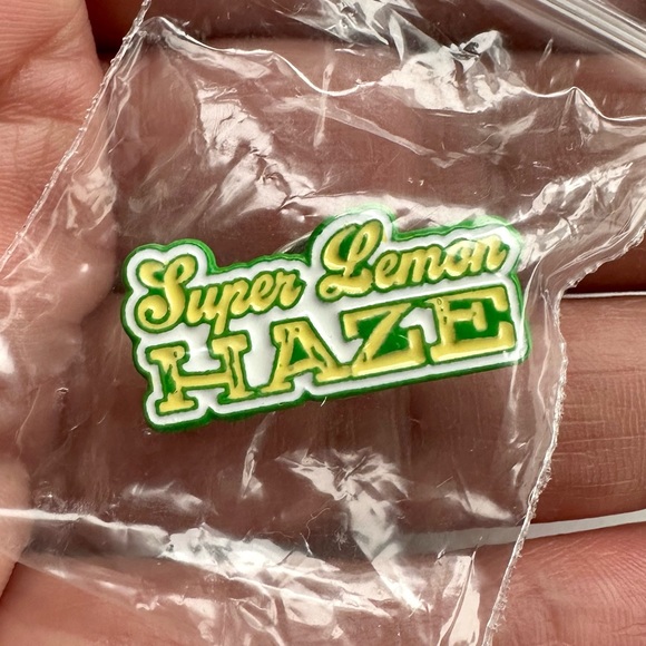 Gelato Canna Co Collectable Pin (Super Lemon Haze) - Picture 3 of 3